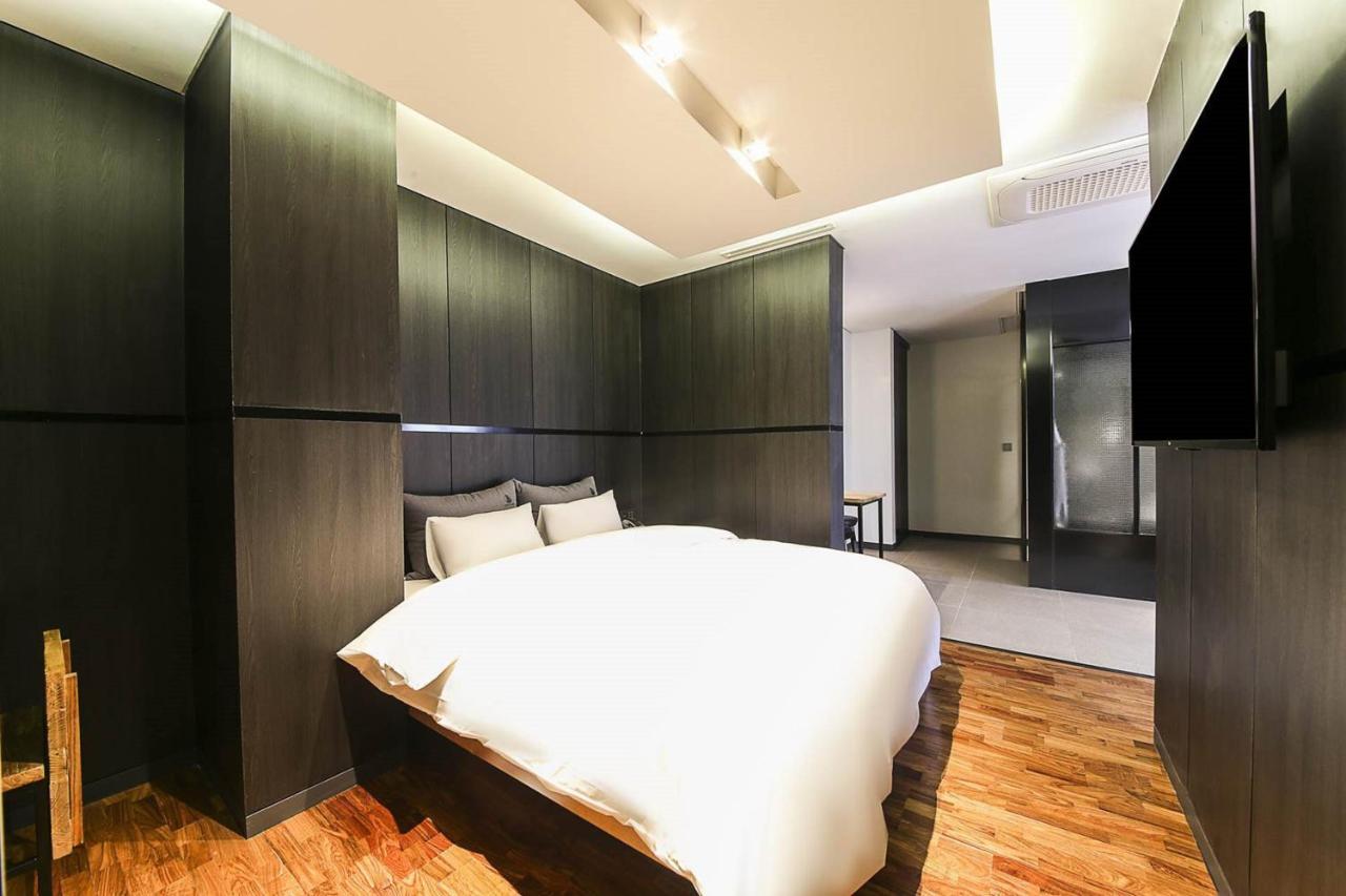 Yeoubi Hotel Ilsan Ni Exterior foto