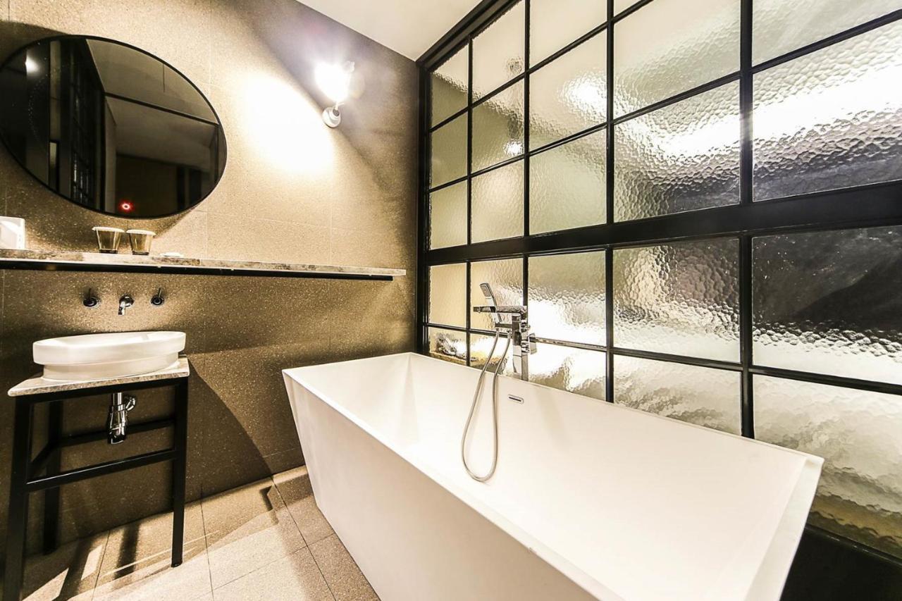 Yeoubi Hotel Ilsan Ni Exterior foto